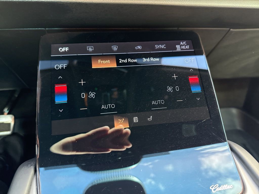 Used 2026 Cadillac Vistiq Platinum w/ LPO, Floor Liner Package AWD/4WD image 30