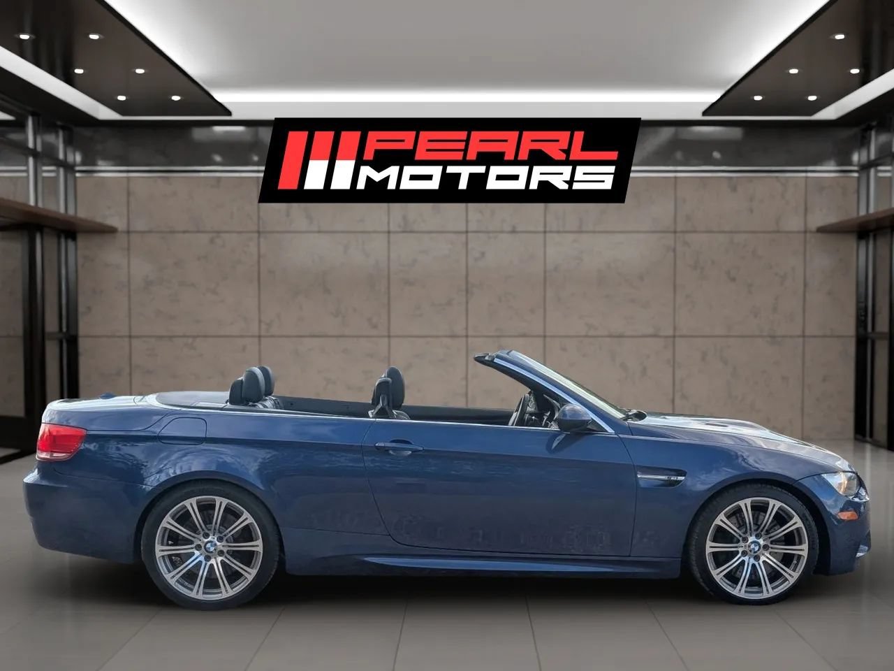 Used 2010 BMW M3 Convertible RWD image 32