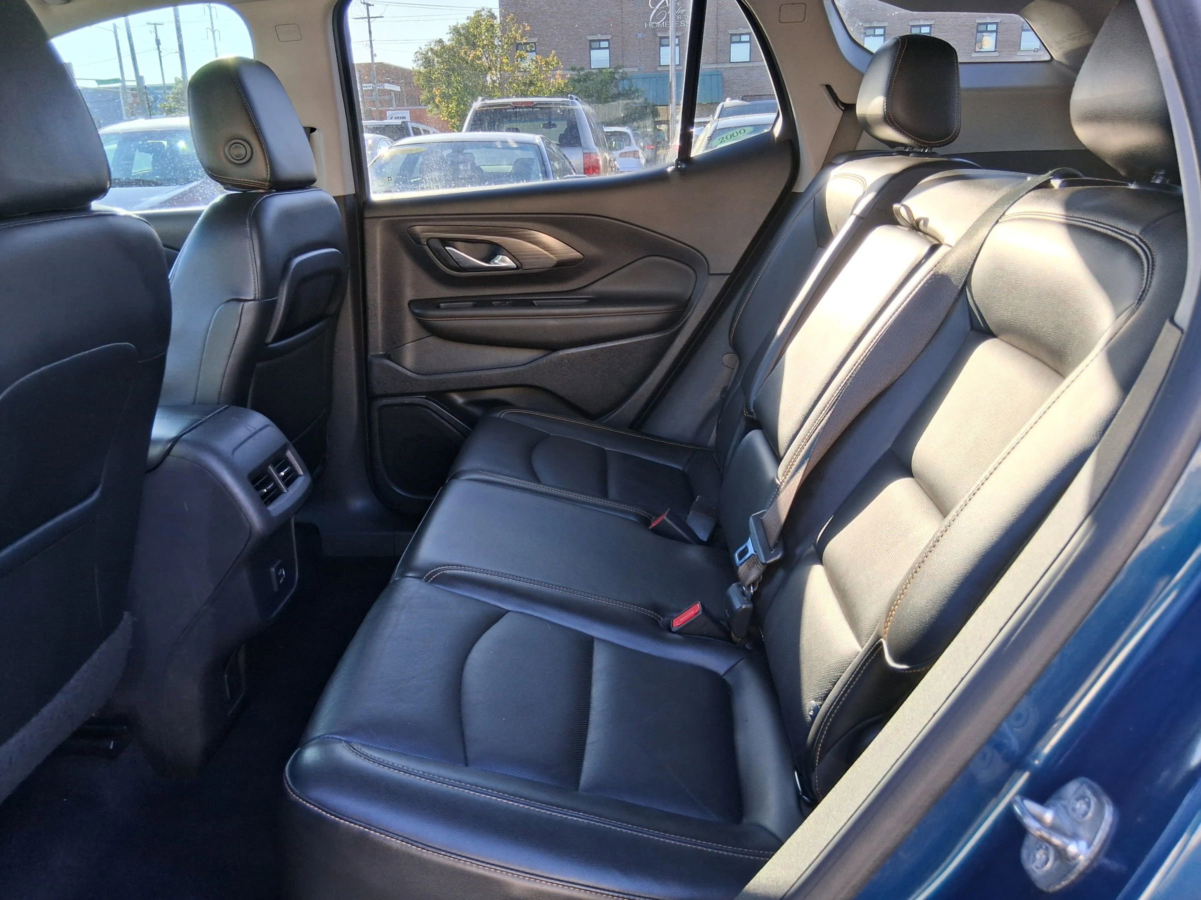 Used 2021 GMC Terrain SLT image 14