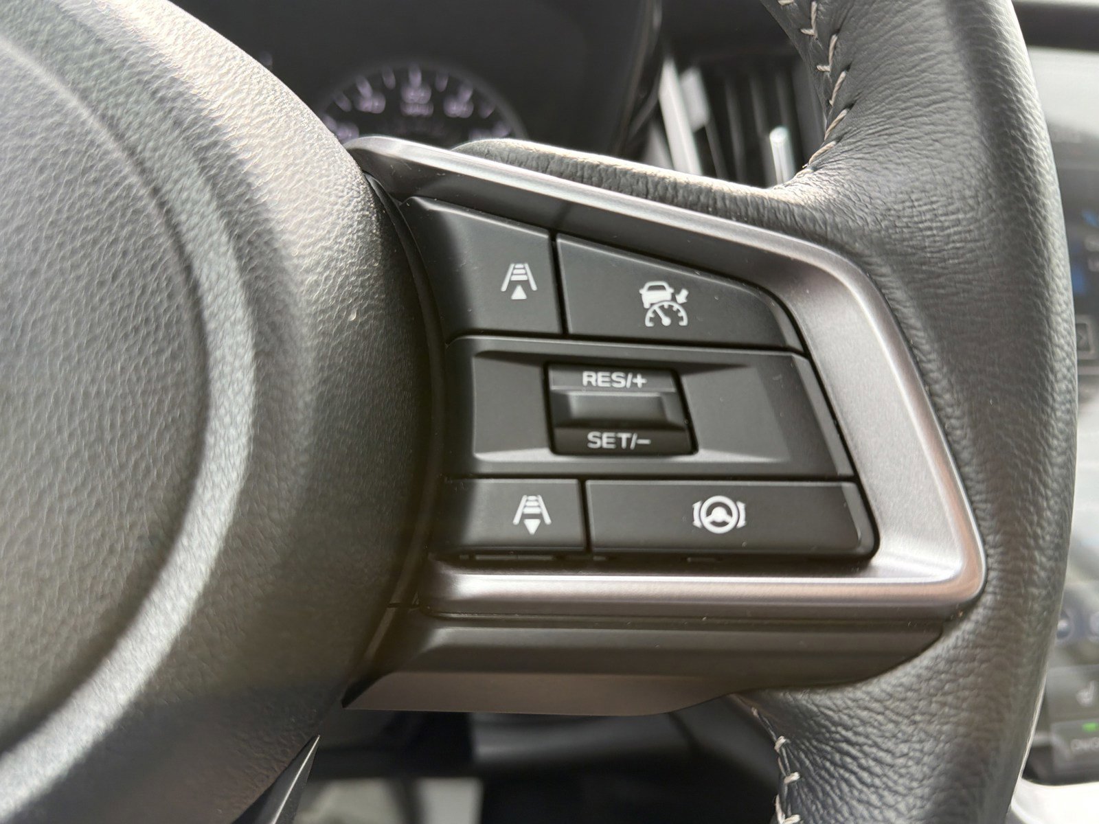 Certified 2025 Subaru Outback Premium w/ Popular Package #1A image 30