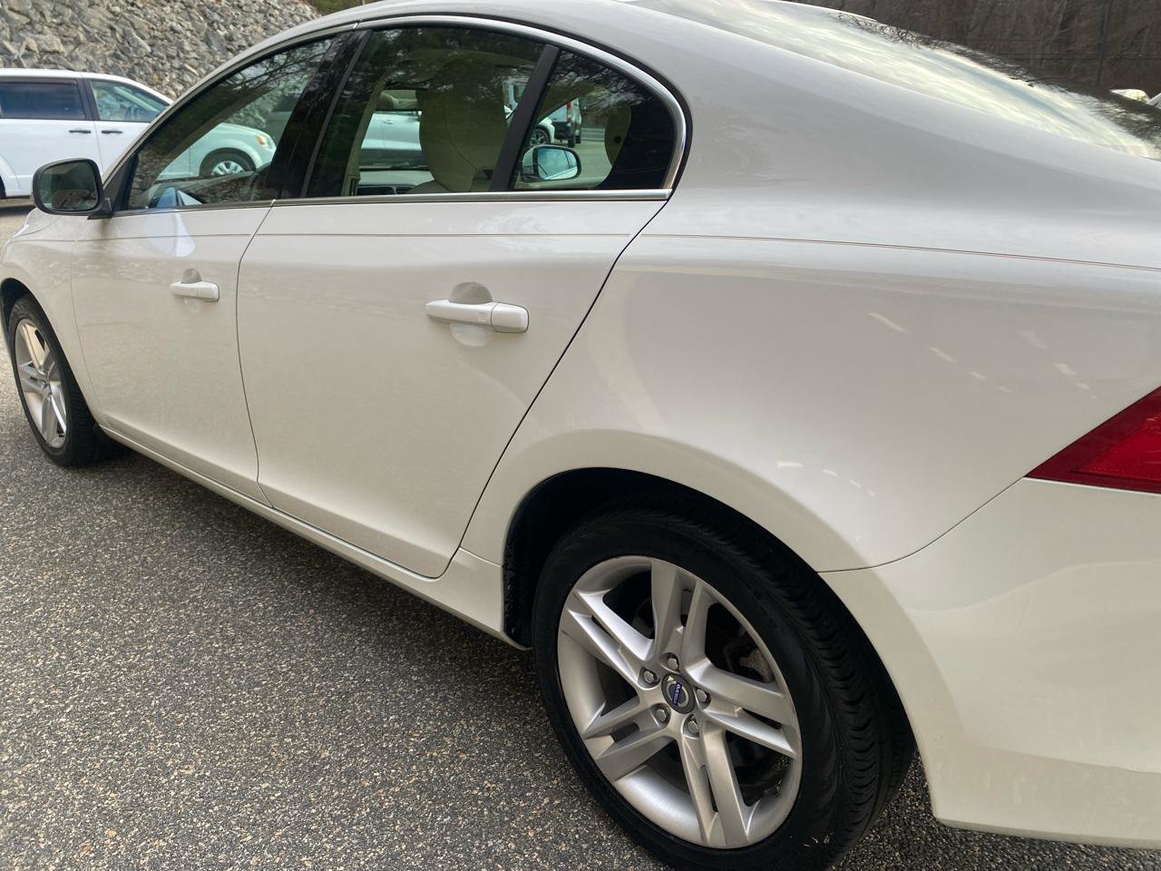 Used 2014 Volvo S60 T5 image 37