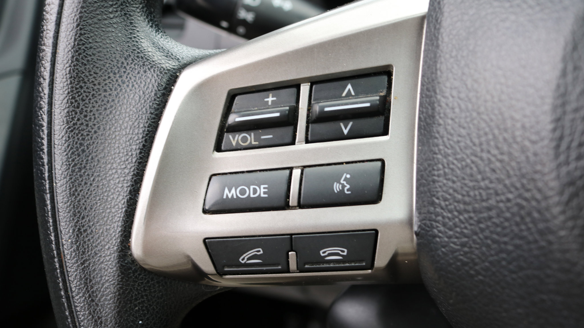 Used 2015 Subaru Forester 2.5i Premium w/ All-Weather Package image 12