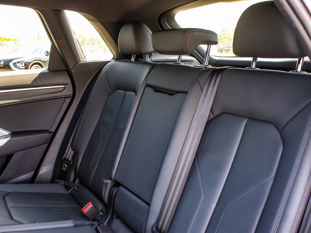 Used 2022 Audi Q3 2.0T Premium Plus AWD/4WD image 35
