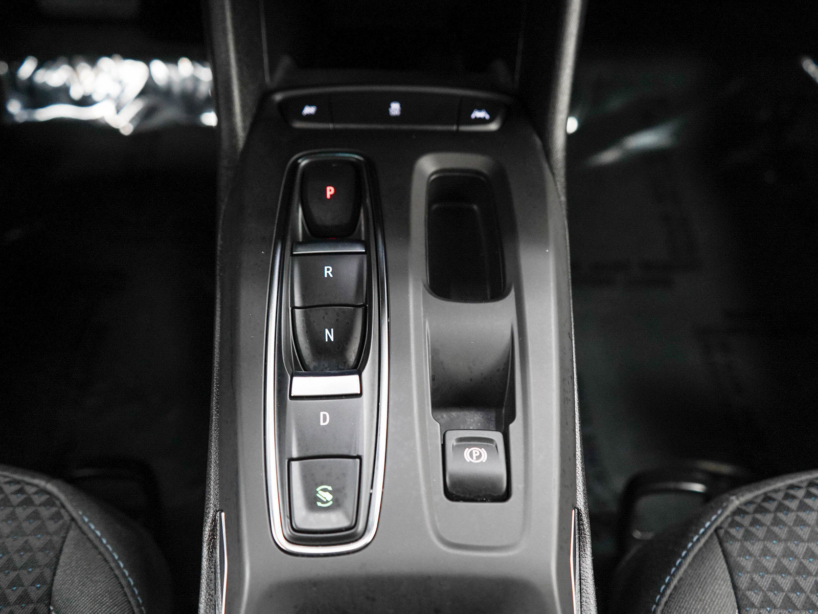 Used 2023 Chevrolet Bolt LT w/ Driver Confidence Package FWD image 24