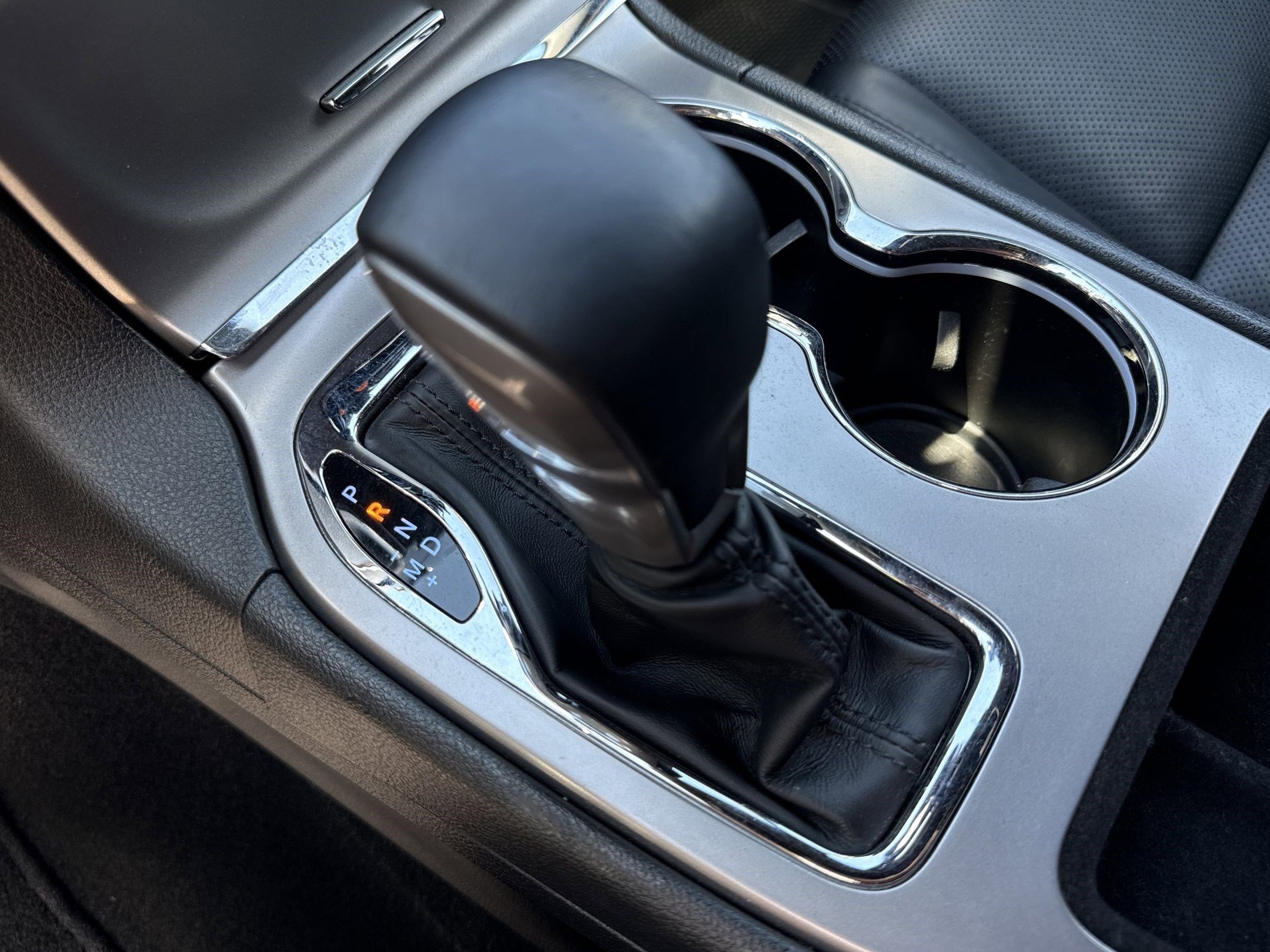 Used 2021 Jeep Grand Cherokee Limited w/ Luxury Group II image 10