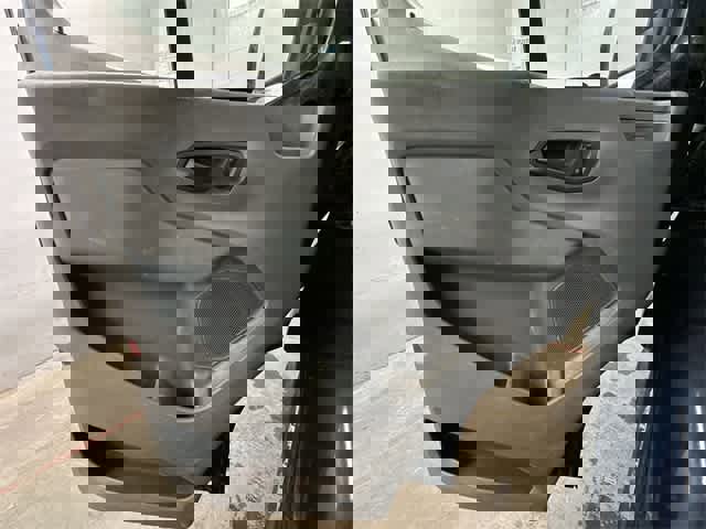 Used 2016 Ford Transit 250 130 Low Roof w/ Exterior Upgrade Package image 11