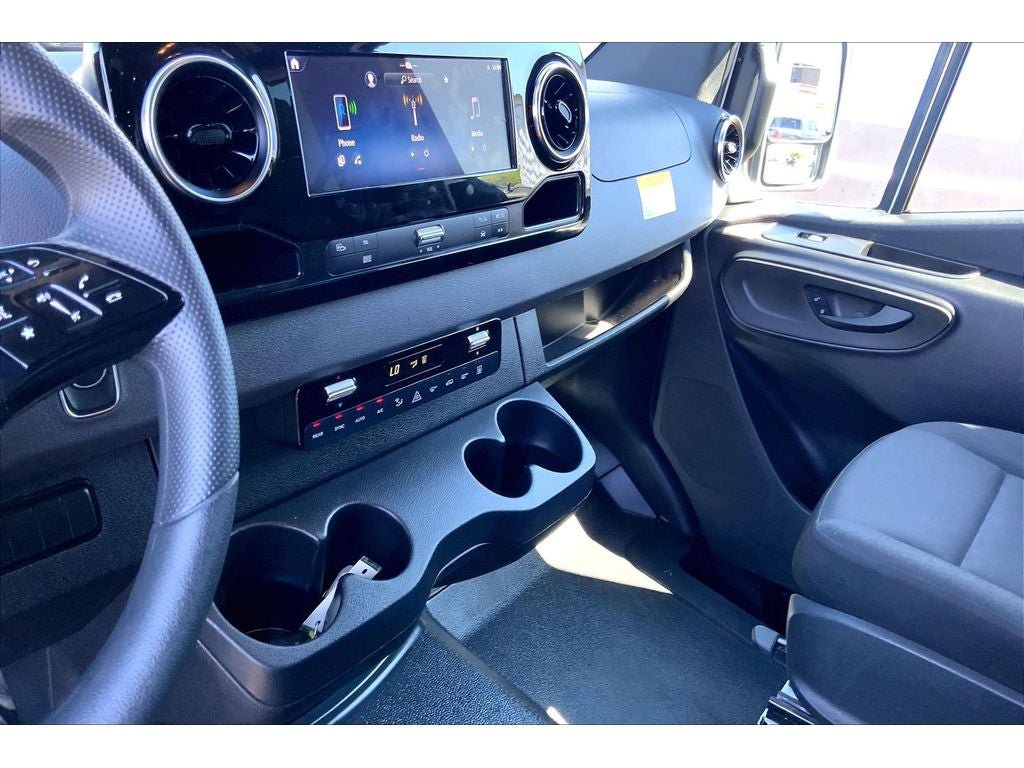 Used 2026 Mercedes-Benz Sprinter 2500 image 19