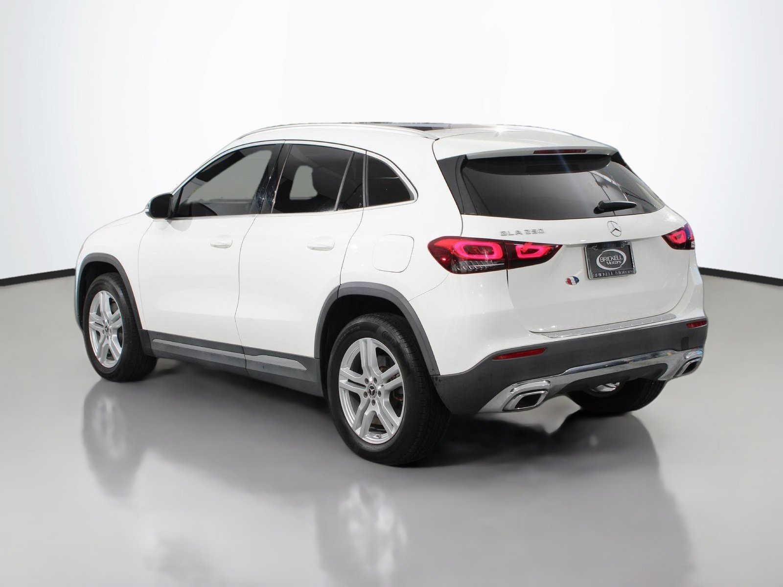 Used 2021 Mercedes-Benz GLA 250 image 3