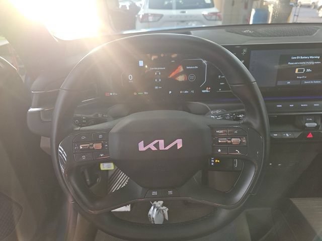 Used 2024 Kia EV9 GT-Line AWD/4WD image 11