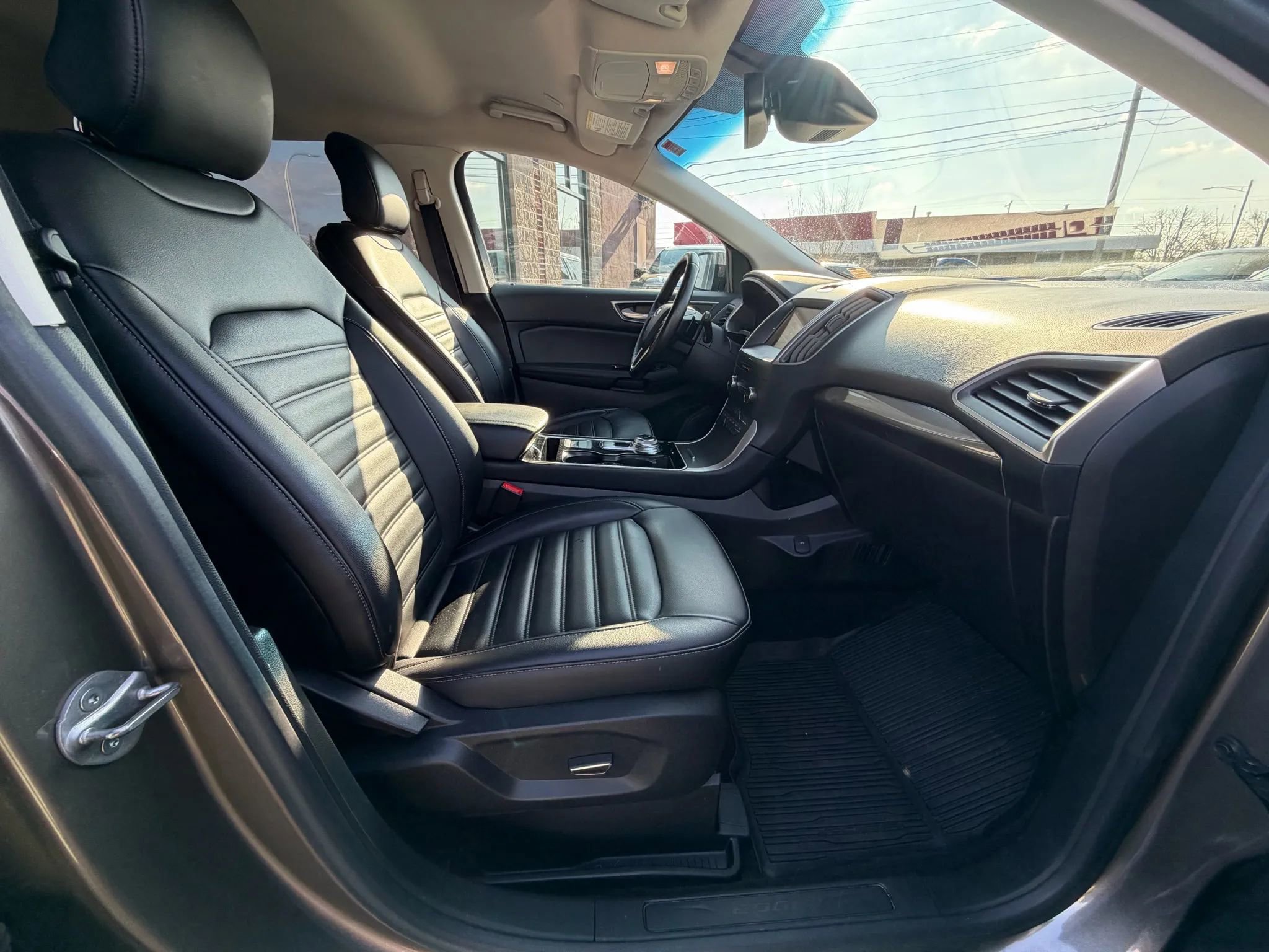 Used 2019 Ford Edge SEL w/ Equipment Group 201A image 29