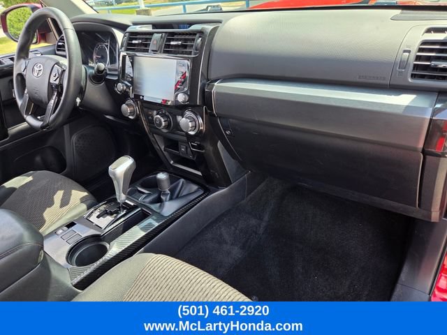 Used 2022 Toyota 4Runner TRD Off-Road AWD/4WD image 16