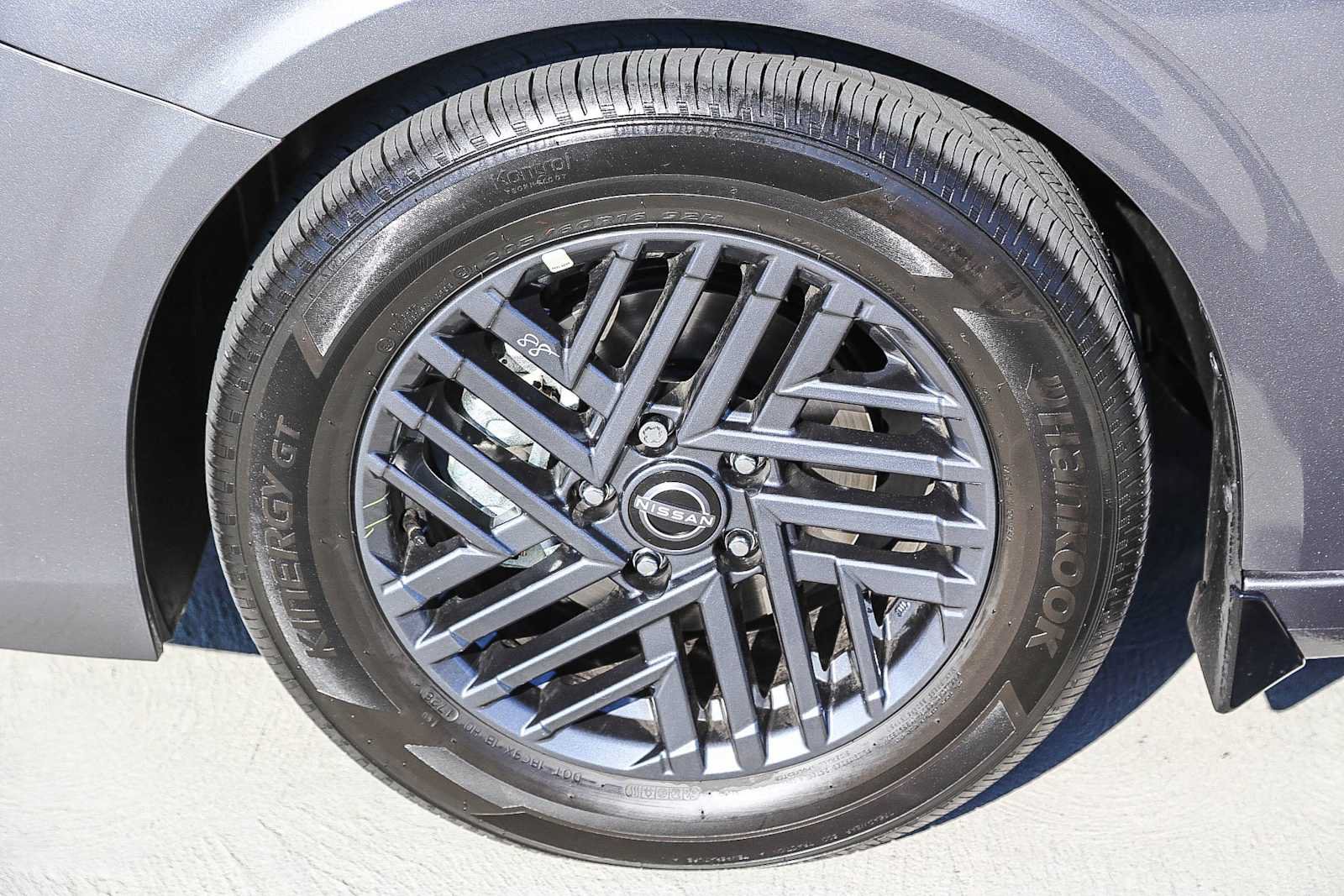 Used 2027 Nissan Sentra SV w/ Floor Mat Package FWD image 11