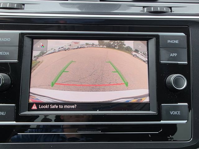 Used 2024 Volkswagen Tiguan S image 14