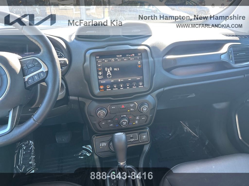 Used 2023 Jeep Renegade Limited image 22