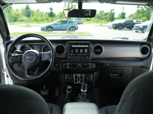 Used 2021 Jeep Gladiator Sport AWD/4WD image 23