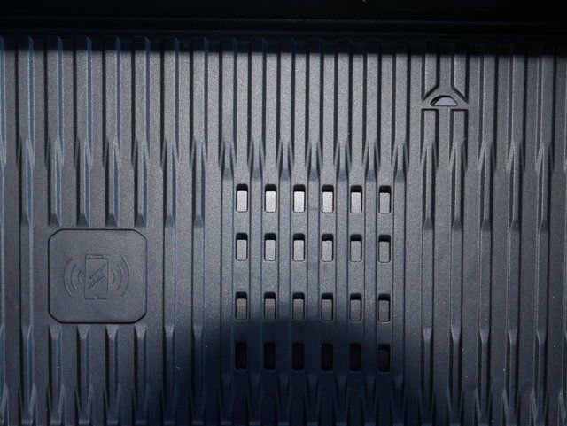 New 2026 Jeep Grand Cherokee Limited w/ Luxury Tech Group II image 4