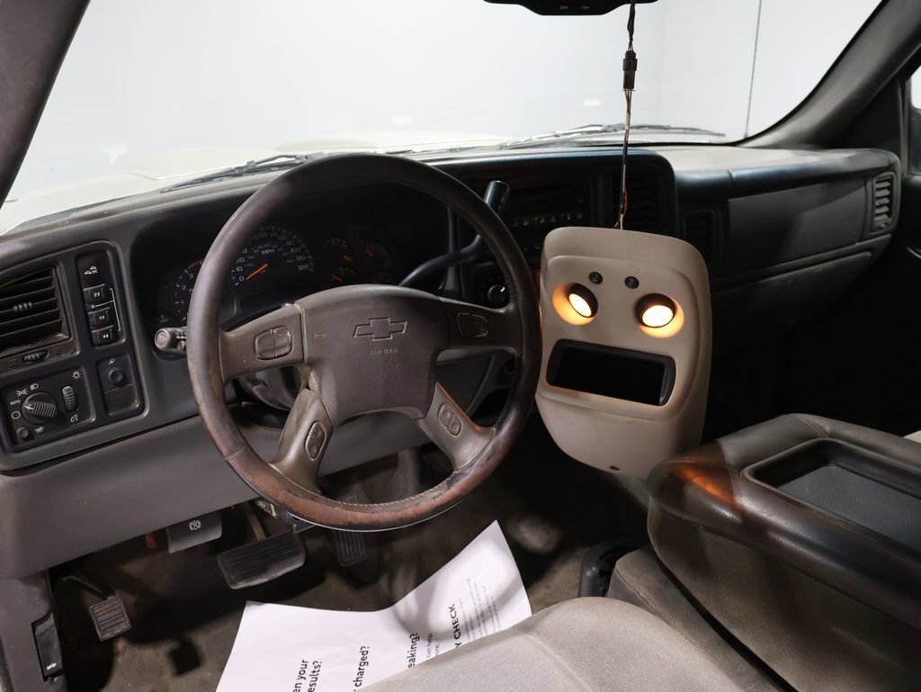 Used 2004 Chevrolet Silverado 3500 4x4 Extended Cab w/ Heavy-Duty Power Package image 16