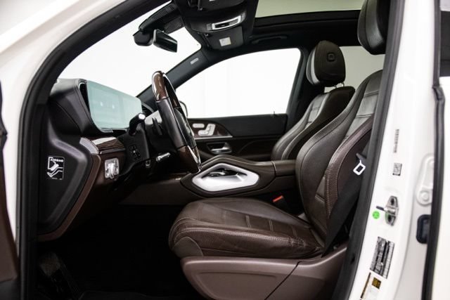 Used 2022 Mercedes-Benz GLS 450 4MATIC image 10