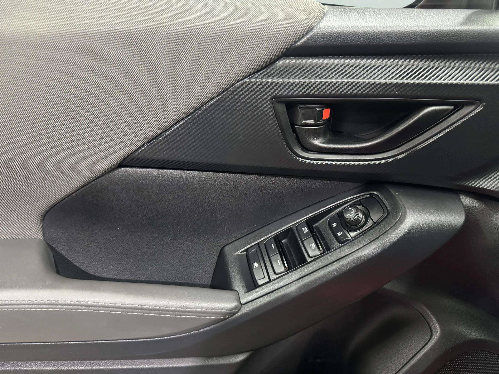 Used 2024 Subaru Crosstrek 2.0i Premium AWD/4WD image 23
