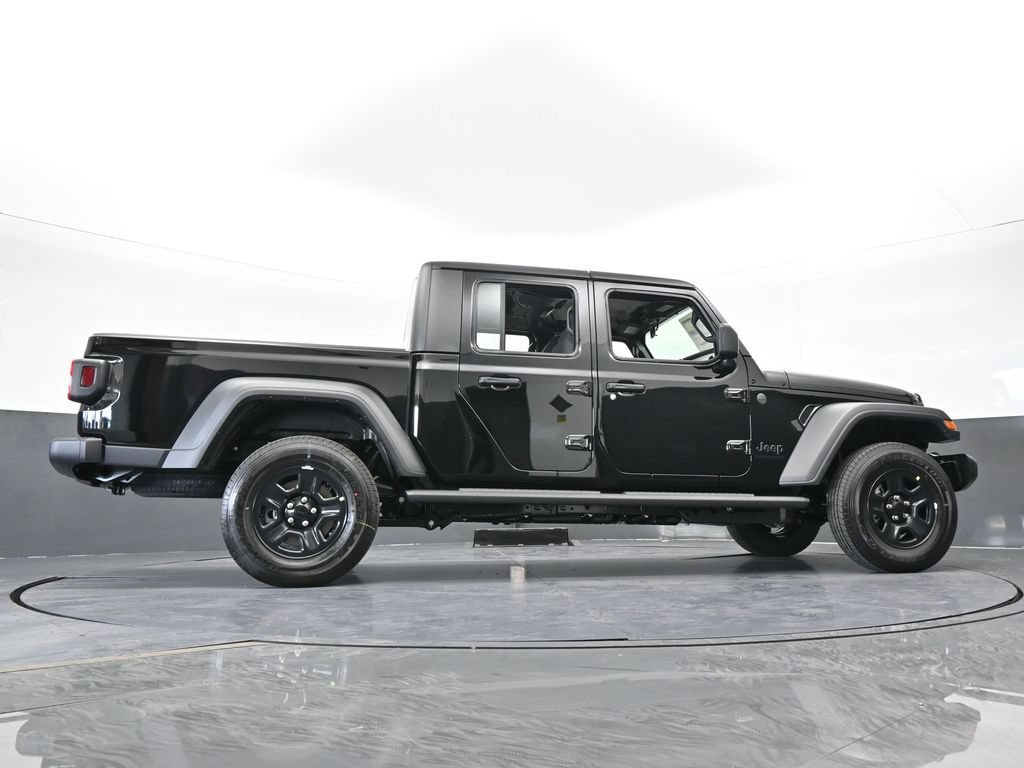 New 2026 Jeep Gladiator Sport AWD/4WD image 56