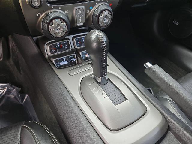 Used 2010 Chevrolet Camaro SS w/ RS Package RWD image 11