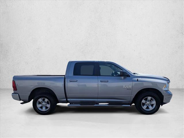 Used 2021 RAM 1500 Classic SLT AWD/4WD image 4
