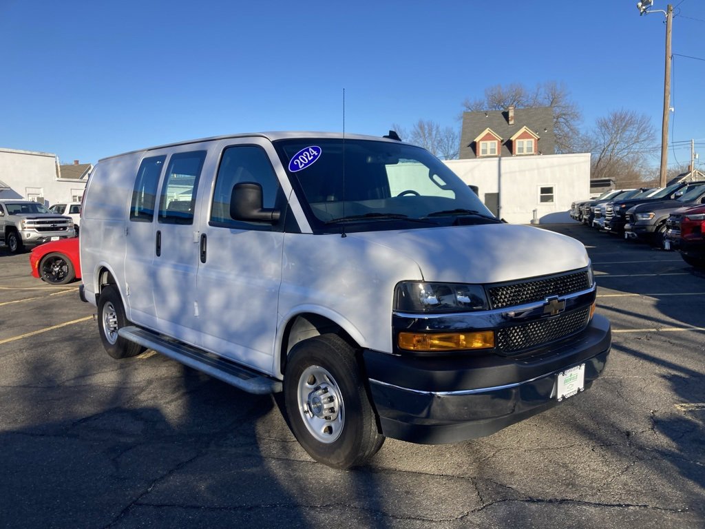 Used 2024 Chevrolet Express 2500 w/ Driver Convenience Package image 1