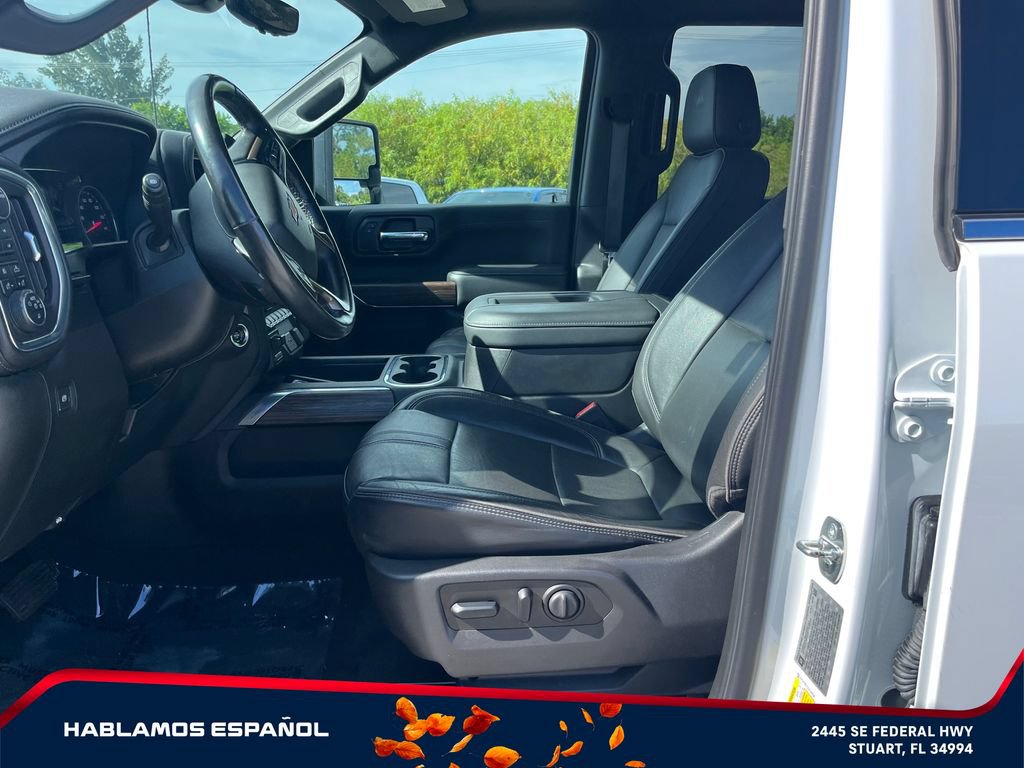 Used 2020 Chevrolet Silverado 2500 High Country w/ Technology Package AWD/4WD image 9