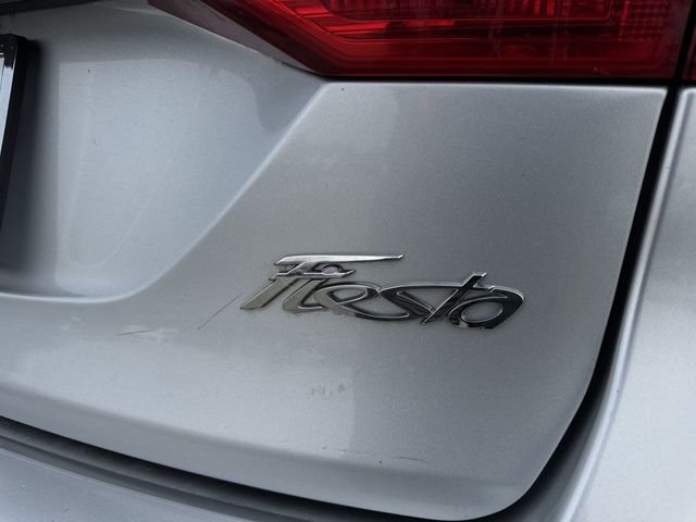 Used 2014 Ford Fiesta SE FWD image 27