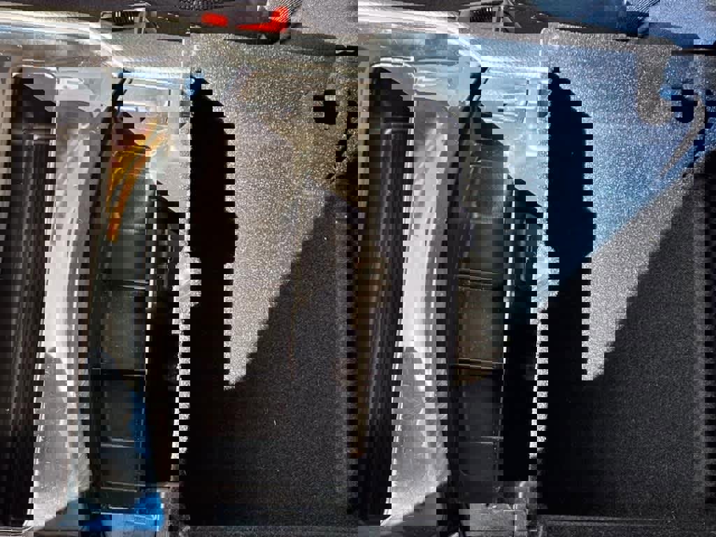 Used 2019 Ford Edge SE image 23