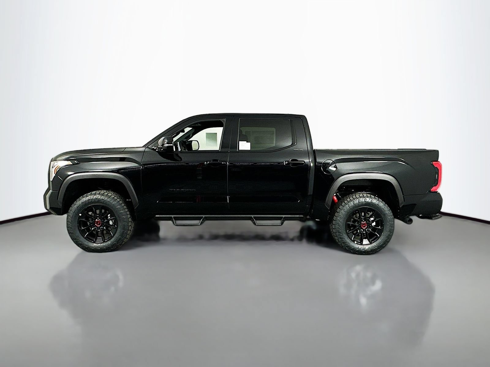 New 2026 Toyota Tundra Limited AWD/4WD image 4