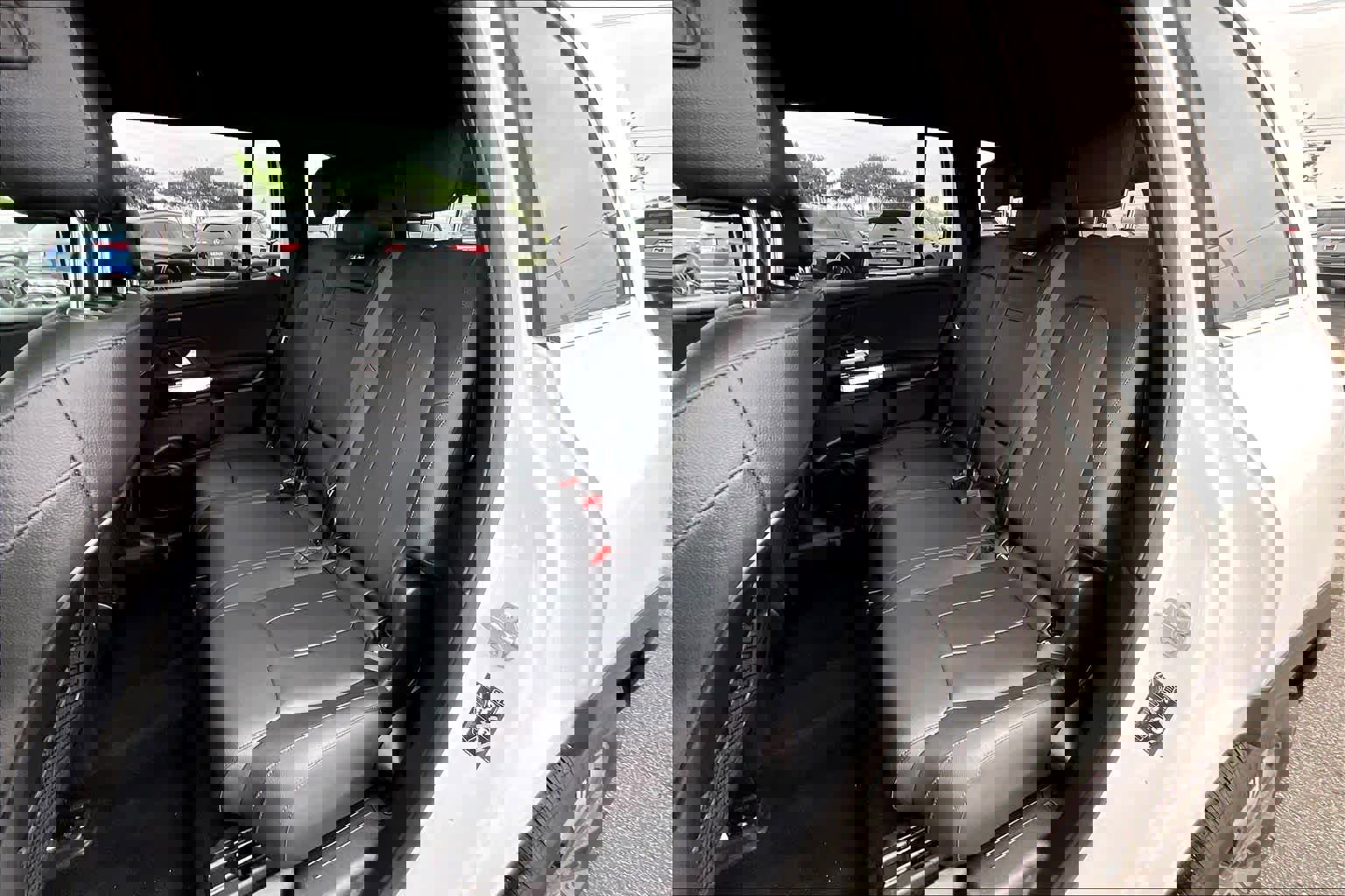 Certified 2023 Mercedes-Benz EQB 300 4MATIC image 20