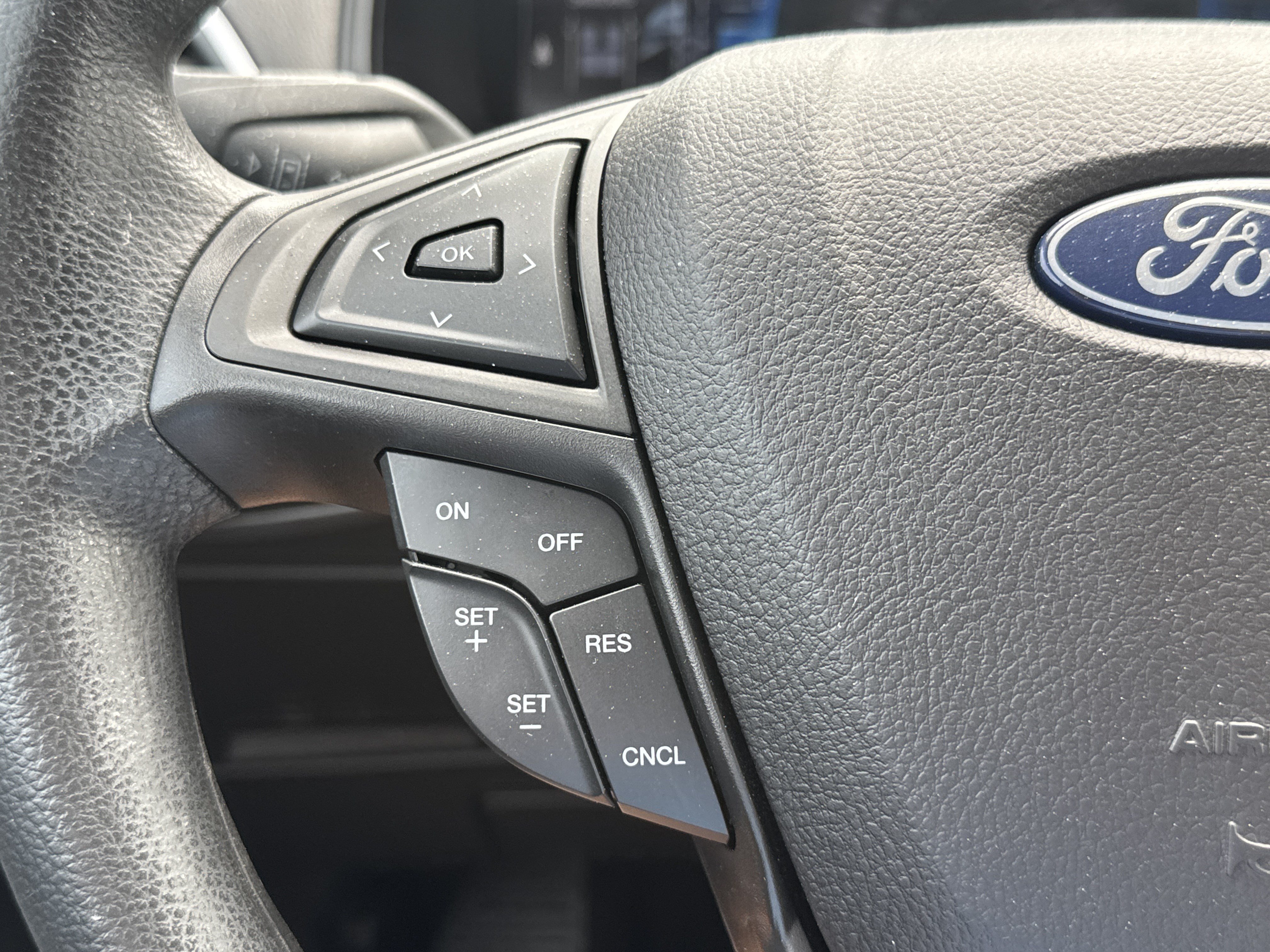 Used 2023 Ford Edge SE AWD/4WD image 16