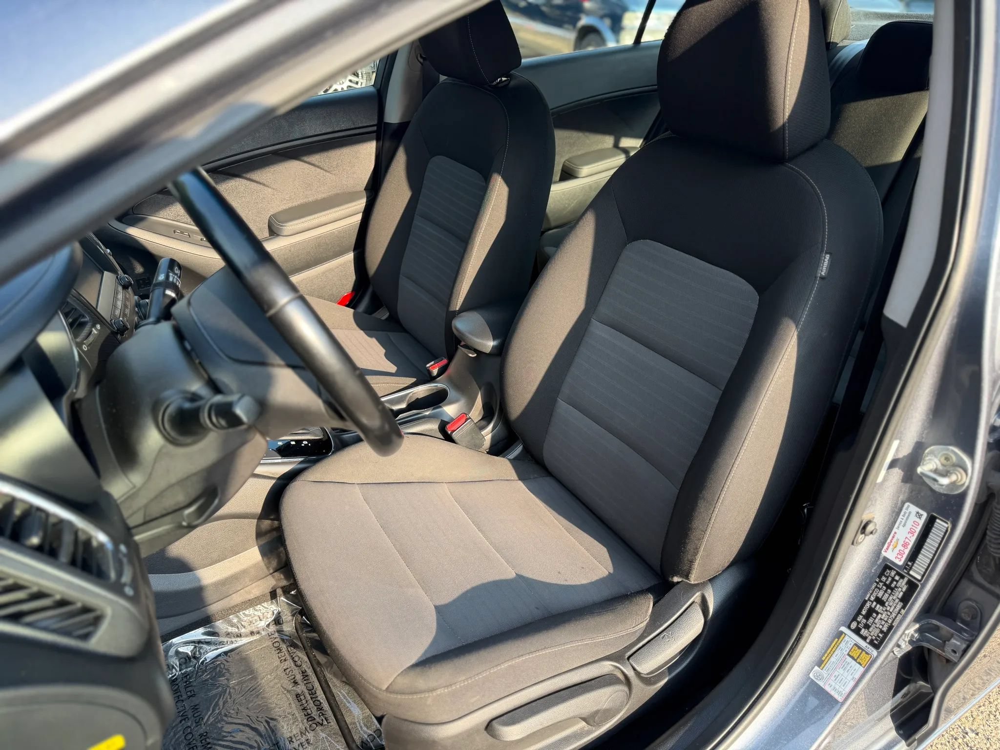 Used 2017 Kia Forte S FWD image 18
