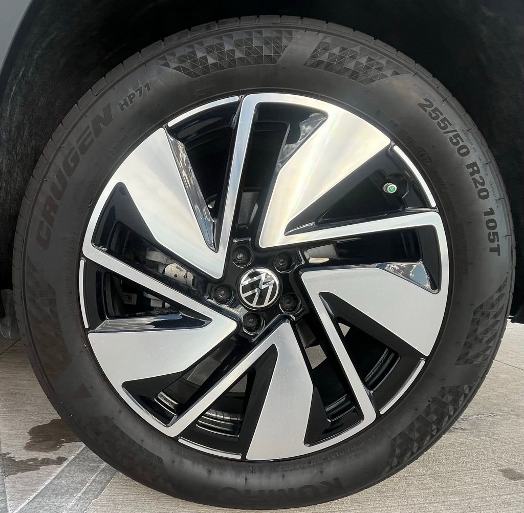 Certified 2025 Volkswagen Atlas SEL AWD/4WD image 7