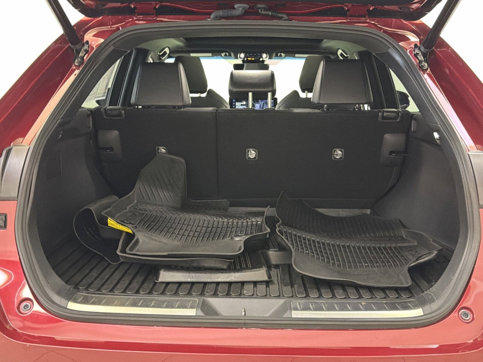 Used 2023 Toyota Venza Nightshade AWD/4WD image 27