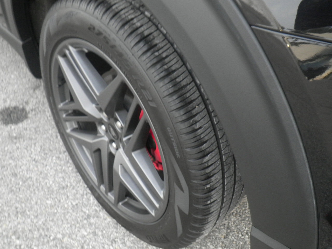 Certified 2025 Ford Explorer ST image 11