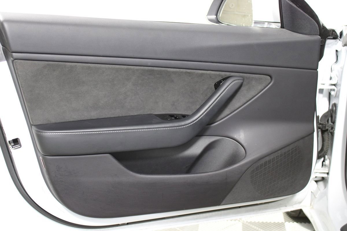 Used 2019 Tesla Model 3 Standard Range Plus RWD image 6