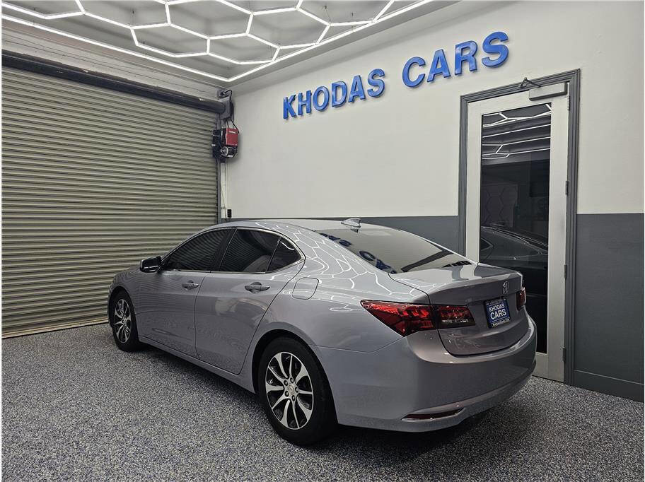 Used 2015 Acura TLX w/ Technology Package image 3