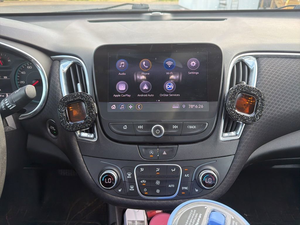 Used 2020 Chevrolet Malibu LT FWD image 18