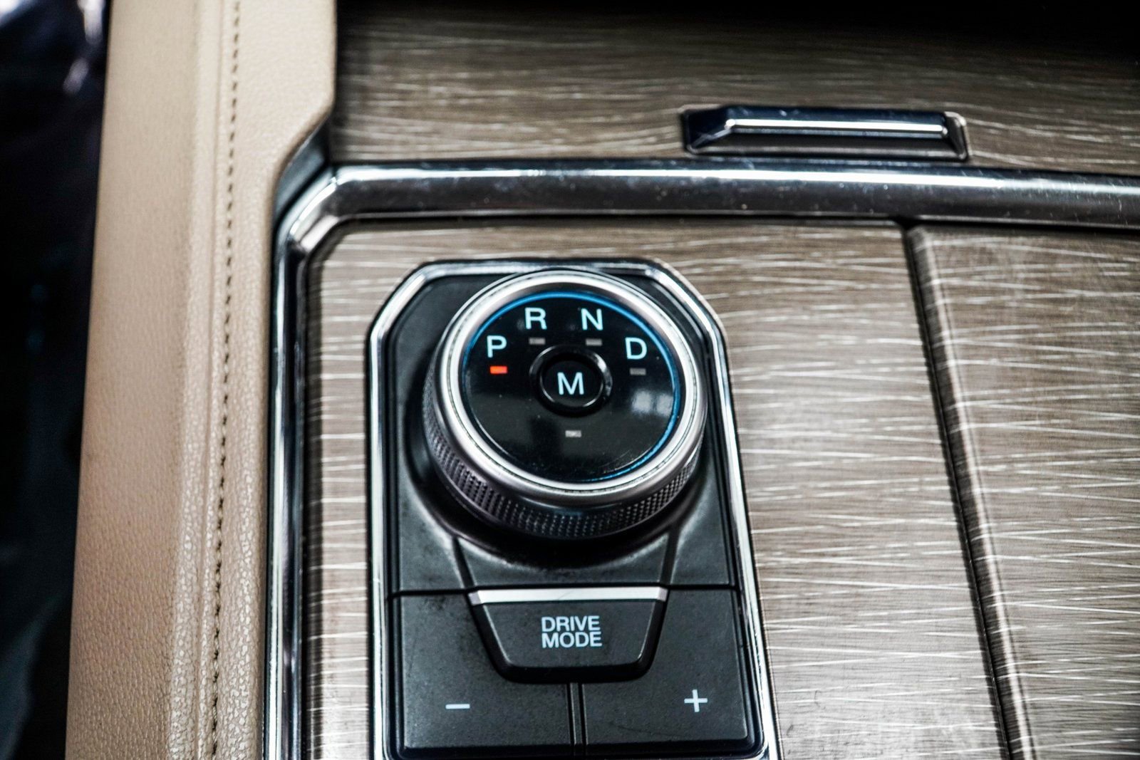 Used 2024 Ford Expedition Max Limited RWD image 18