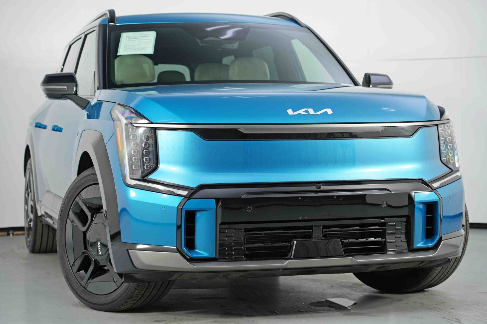 Used 2025 Kia EV9 GT-Line image 4