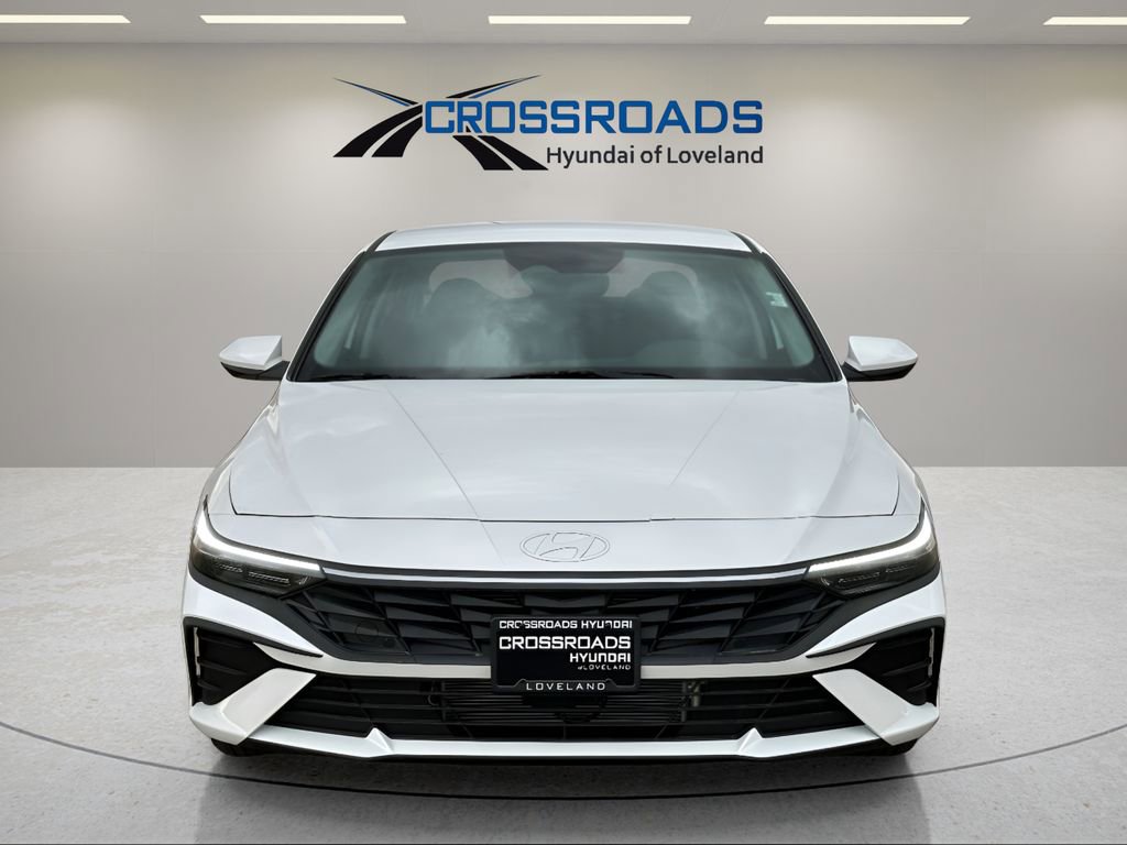 New 2025 Hyundai Elantra Blue image 2