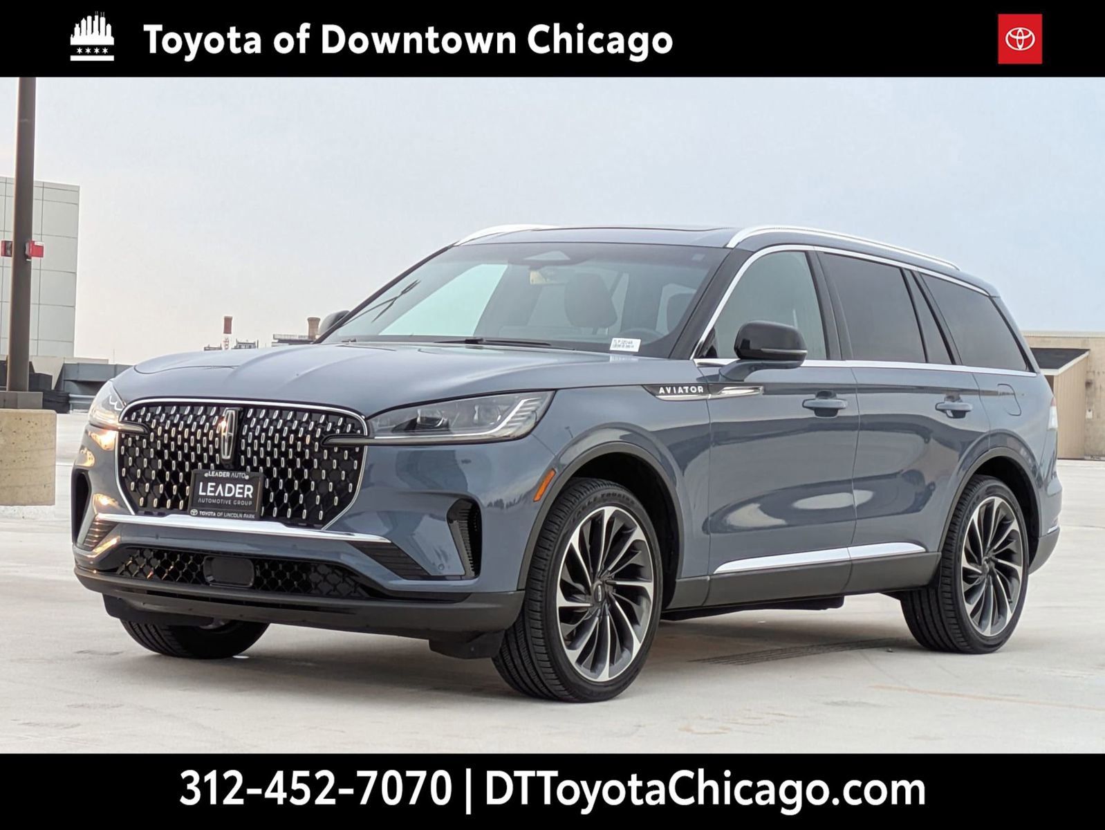 Used 2025 Lincoln Aviator Reserve w/ Illumination Package image 3