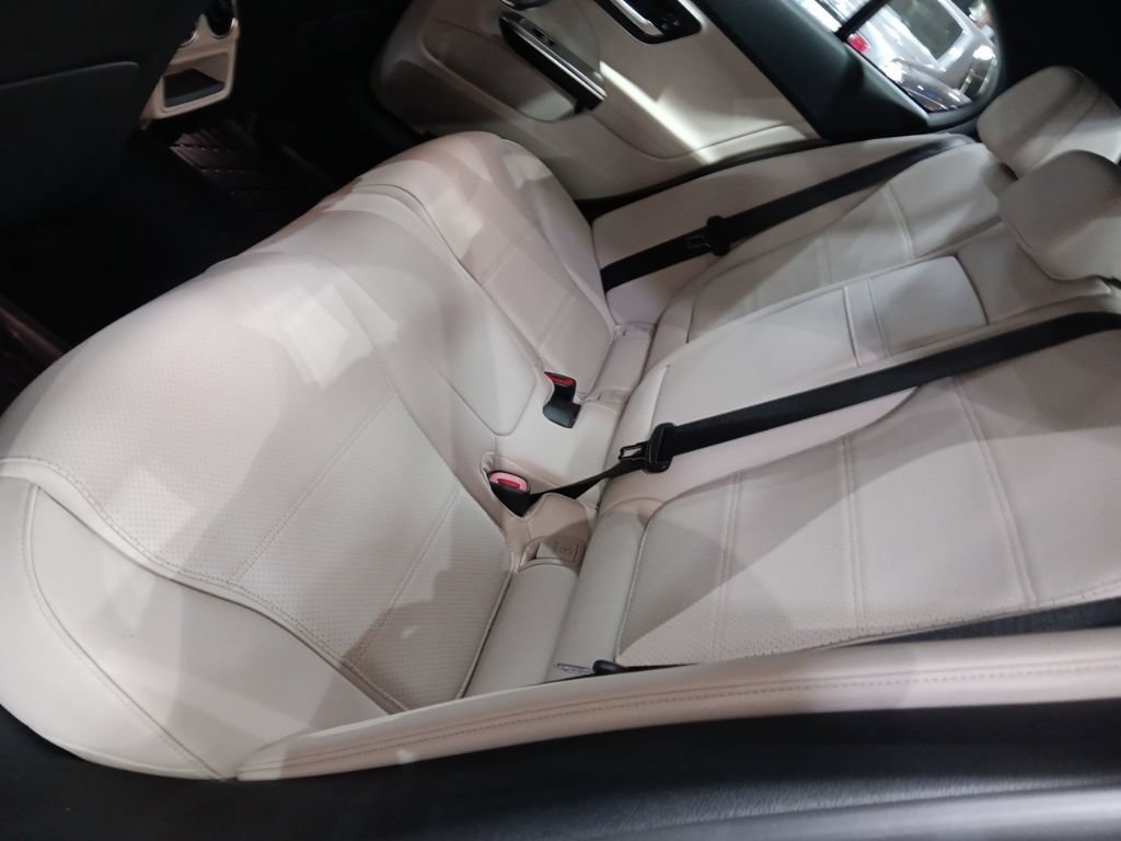 Used 2024 Mercedes-Benz C 300 4MATIC Sedan image 8