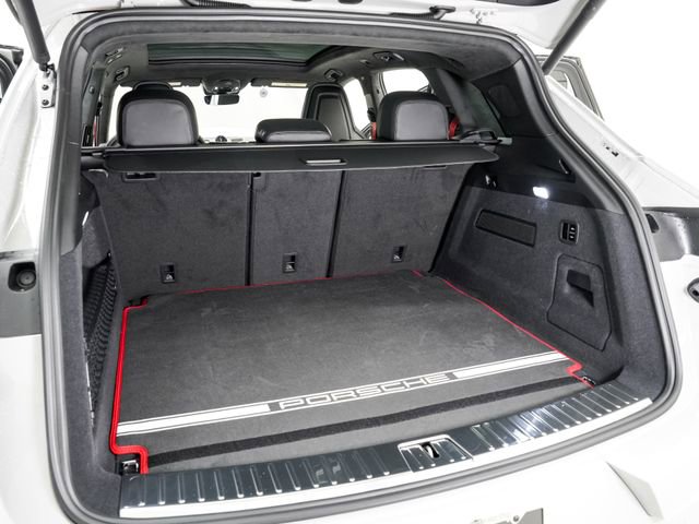 New 2026 Porsche Cayenne GTS image 28