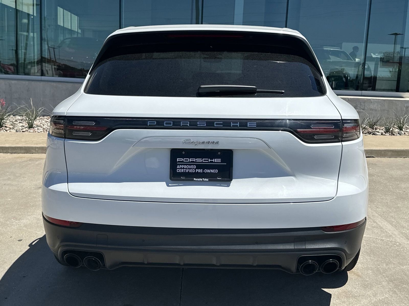 Certified 2022 Porsche Cayenne AWD/4WD image 6