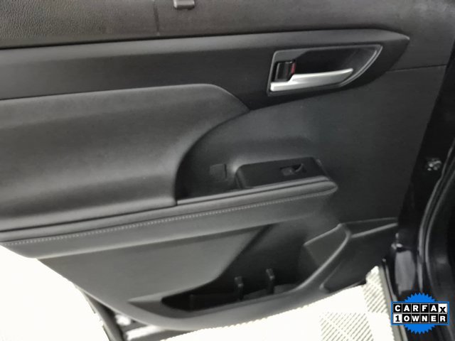 Used 2023 Toyota Highlander XLE image 13