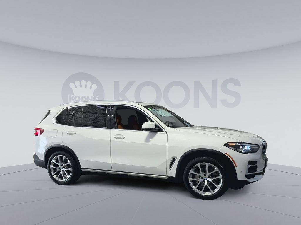 Used 2023 BMW X5 xDrive40i w/ Premium Package AWD/4WD image 2