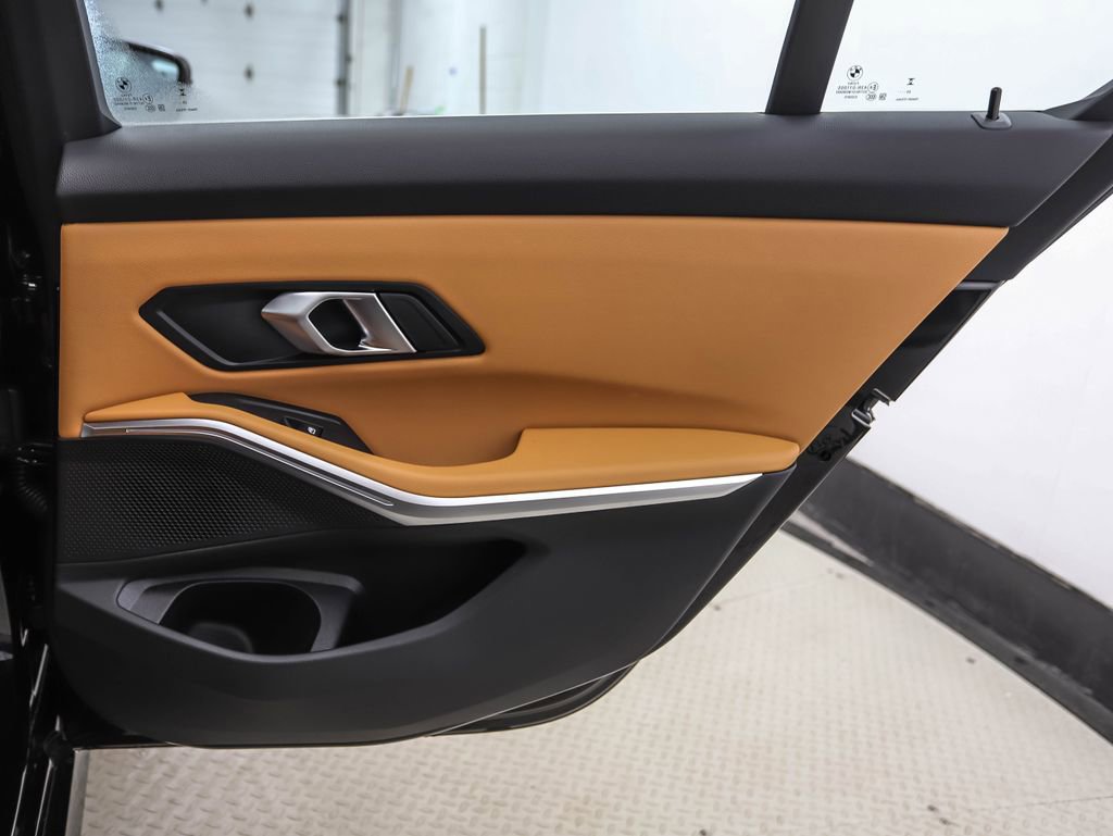 New 2026 BMW 330i xDrive Sedan w/ Premium Package image 25